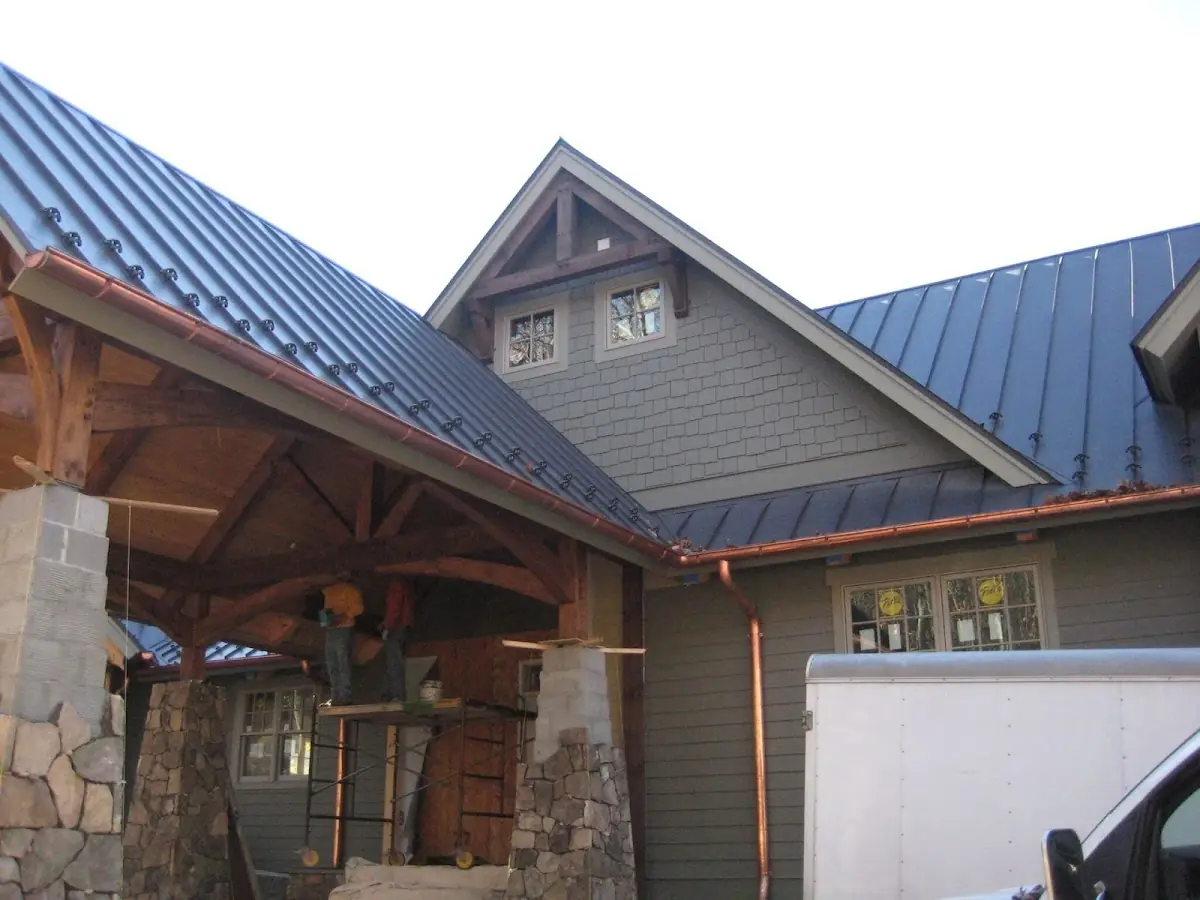 Craftsman Roofing team delivering quality roofing work in Oviedo